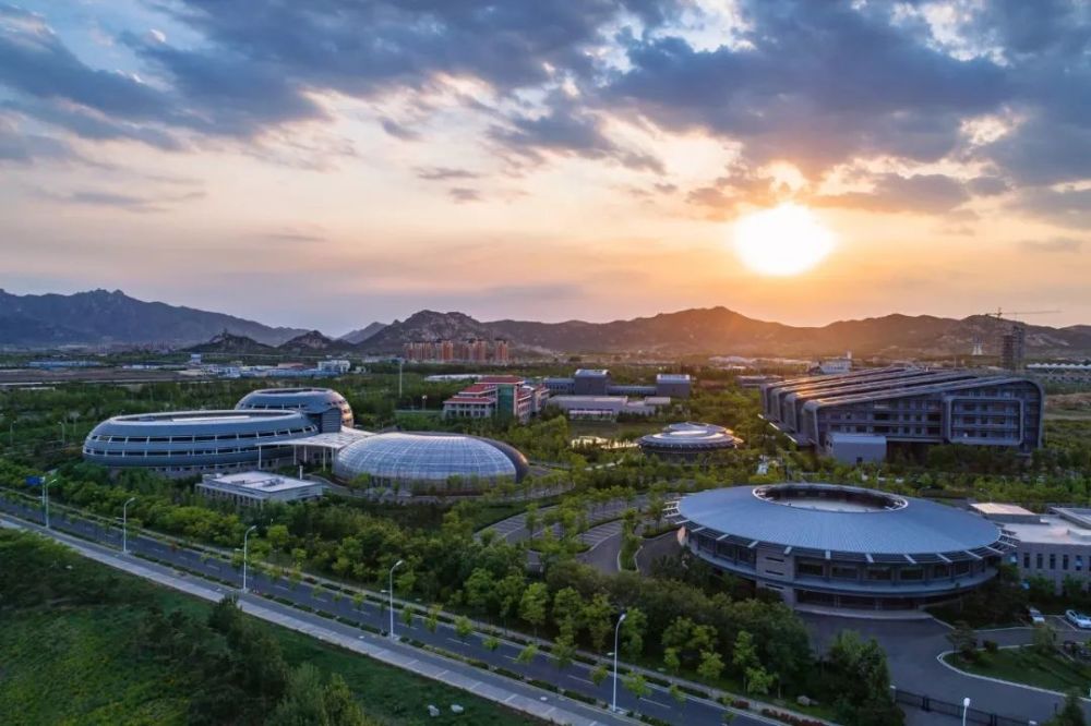 全国两会定调青岛蓝谷迎来崛起新机遇