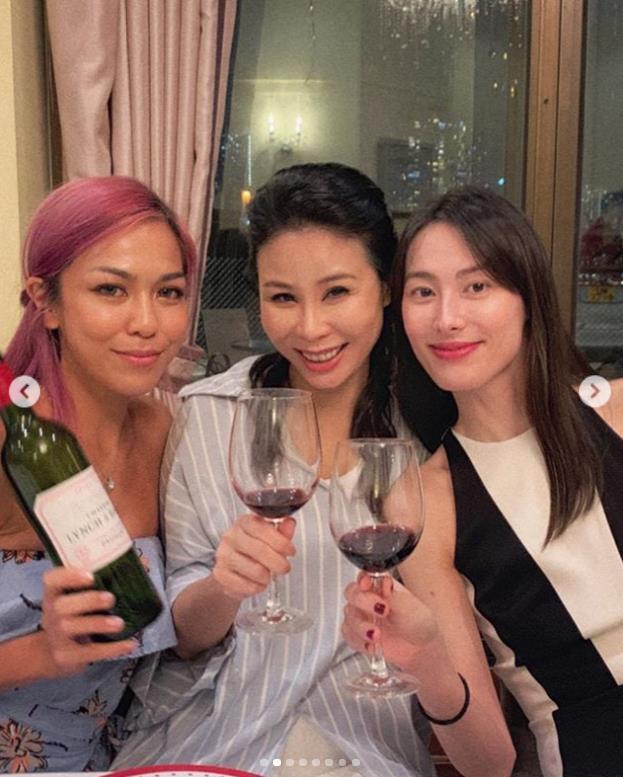 闺蜜生日礼物排行榜_送女生生日礼物五大排行榜-口红better礼物(2)