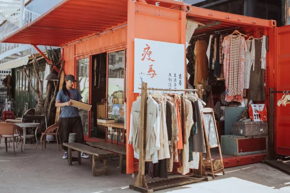 盛夏|盛夏里的一个寻常周末，还是去摆摊吧