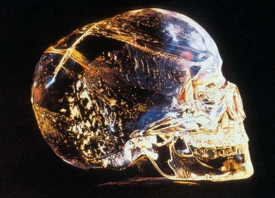 玛雅人遗留下神秘"水晶头骨",能够保存大量数据,超乎人类想象