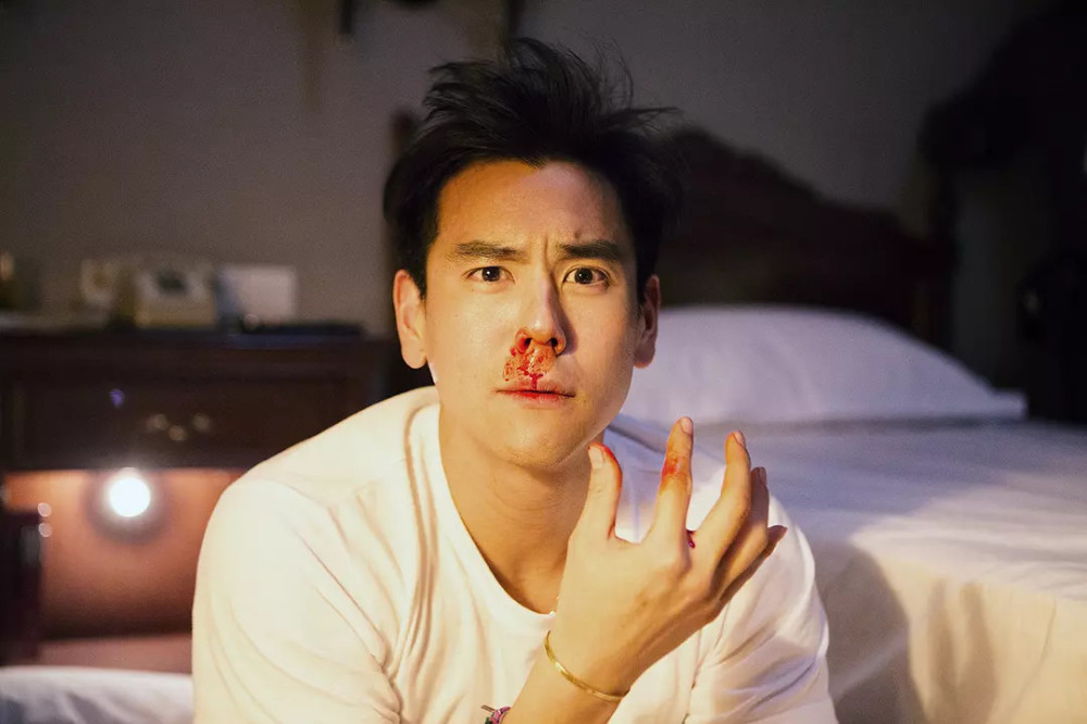 这部交叉零蛋的电影唯一有欣赏价值的一个五分钟镜头给了敬爱的金士杰