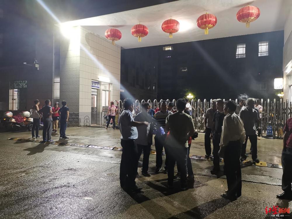 6村民索要水源修复费被诉案开庭：检方提出补充侦查 延期审理