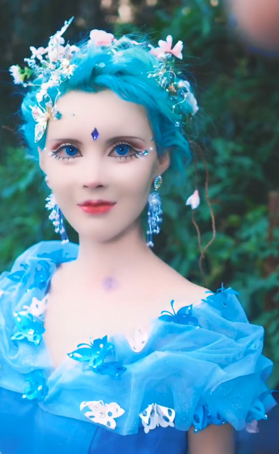 迪丽拉穿公主裙不算啥,看到她的"jk服"后,粉丝根本坐不住了