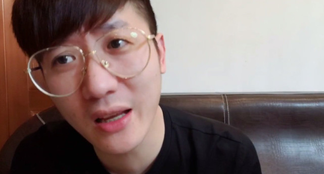 cf白鲨晒账户余额200万却还在叫苦网友起哄卖选手