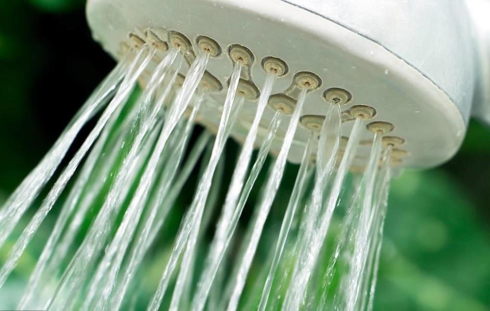 一盆冷水引起的急性心肌梗死,天气虽然热,但洗澡别"逞能"