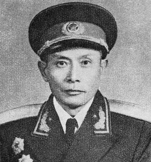 那么,你知道周卫国的原型是谁吗?开国少将周文在就是其中之一.