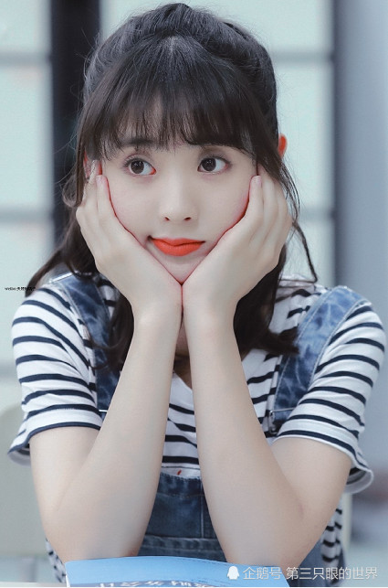 林一晒泰国旅行vlog,谁注意他脚上的鞋子,网友:越看越眼熟