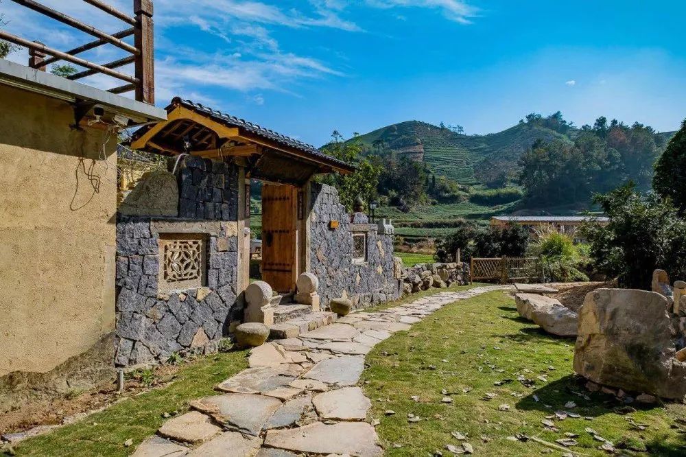 嵊州这家民宿获评省银宿日落西白美哉