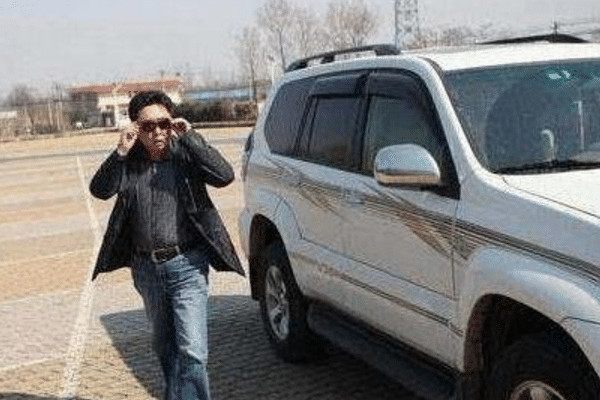 德云社豪车一览于谦第二秦霄贤第一岳云鹏的座驾人人羡慕