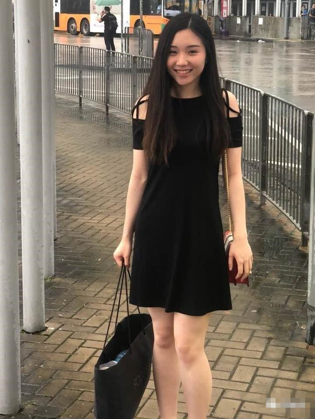 vivian,甜美可爱,只是长相大众了点恩!