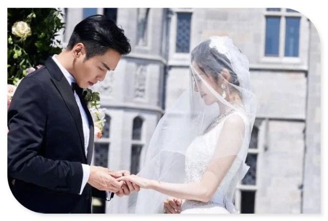 有情人终成眷属 唐艺昕婚纱造型惊艳