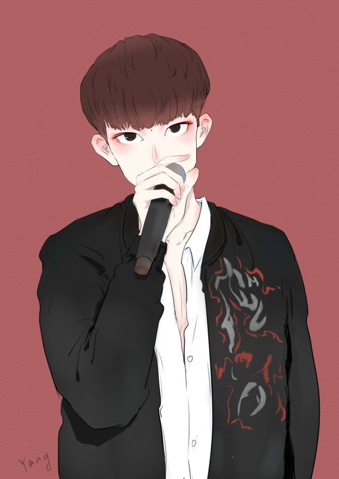 简约清新壁纸图集:图一小哥哥拿着话筒唱歌的样子,撩力十足!