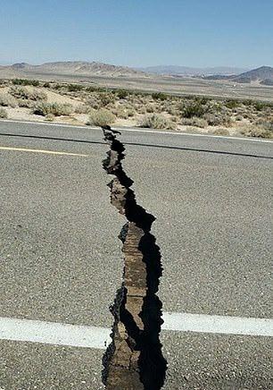 年来最大的地震震动了数千人 6 4级大地震袭击南加州