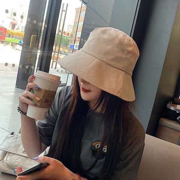 帽子既能搭配衣服还能遮阳 6款夏天的帽子随心选 帅气又时尚