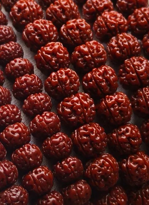 这三种珠子,永远是文玩圈的经典!