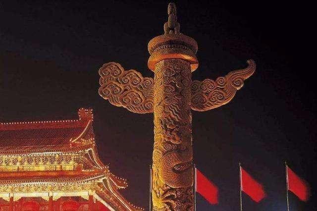 天安门前的这两对柱子伫立了500年,你知道起什么作用吗?