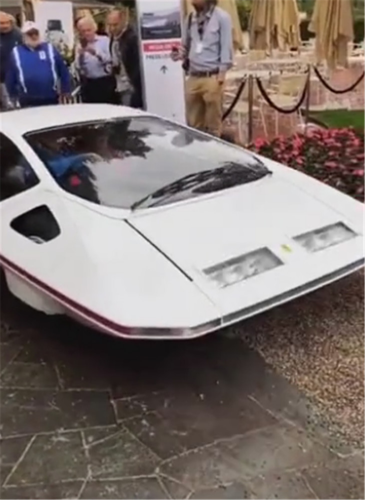 Ufo版 法拉利 五百马力3 2秒破百 外观难欣赏 却很贵