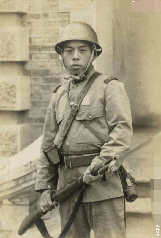 《亮剑》里独立团缴获了大量日军钢盔,为什么战士们都不愿意戴?