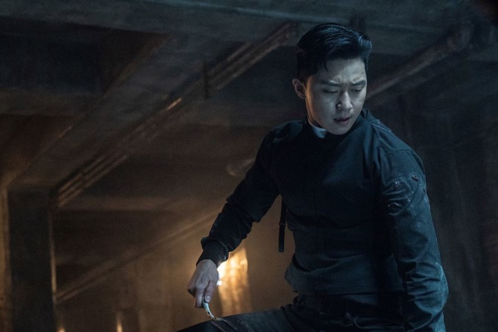 韩国新鬼怪电影《驱魔使者》!朴叙俊爆肌出演