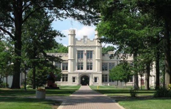 美国留学择校,lac与university要分清