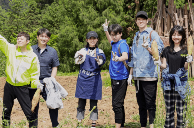 近一段时间热点比较高的综艺节目有《我家那小子》以及《向往的生活》