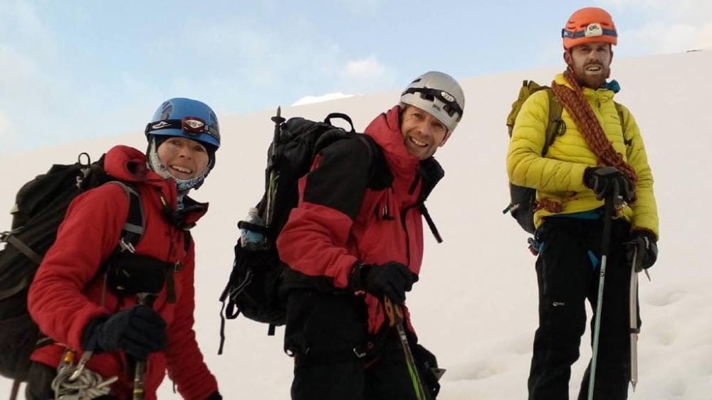 喜马拉雅登山队生前视频曝光 登山途中遭遇雪崩7人死亡/1人失踪 喜马拉雅雪崩发生原因是什么？失踪者是否被找到？