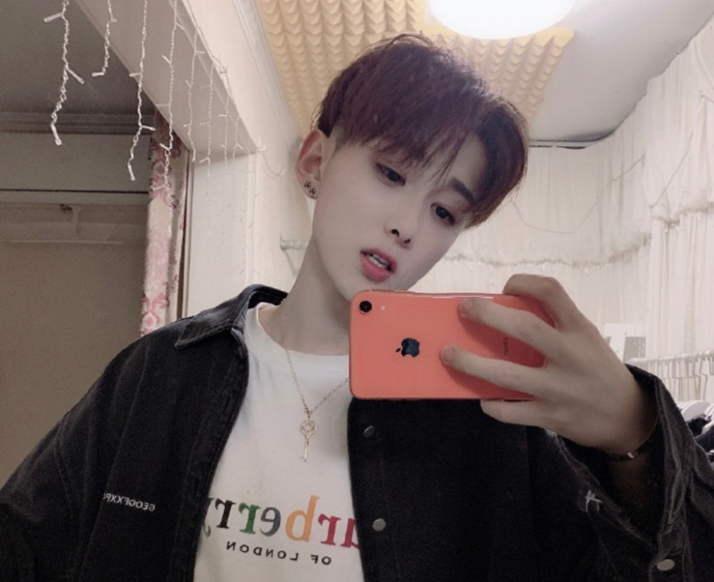 王乐乐官宣结婚照?主角不是套路路,看清五官后,网友:祝幸福!