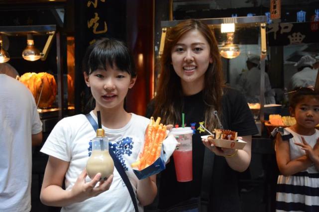 全胜中国同龄孩子夺冠 张本智和11岁的妹妹开