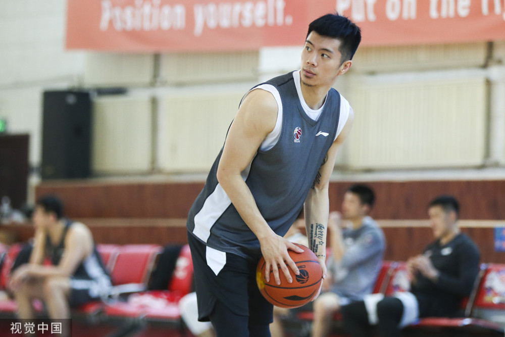 疆媒曝王子瑞转会北控新疆上调年轻队员进行考察