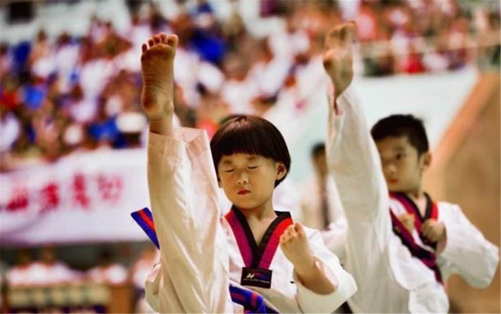 日本最能打的小孩vs中国最能打的小孩,究竟会擦出怎样的火花?