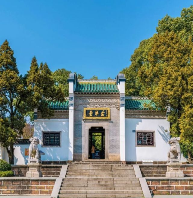 什么是武汉?这是个适合横屏观看的城市 太美了!(图26) 什么是武汉?这是个适合横屏观看的城市 太美了!