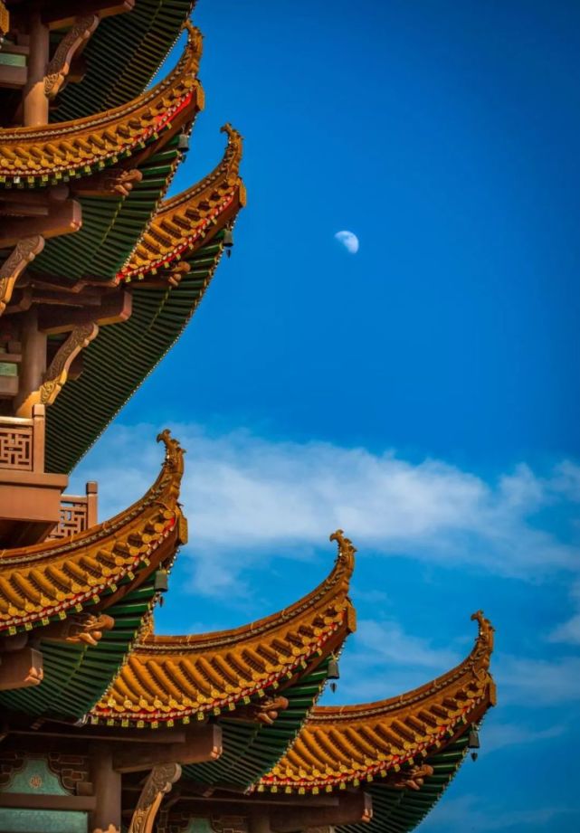 什么是武汉?这是个适合横屏观看的城市 太美了!(图32) 什么是武汉?这是个适合横屏观看的城市 太美了!