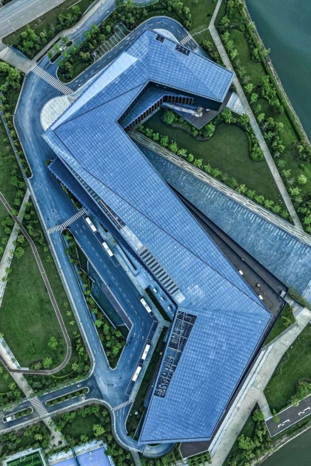 什么是武汉?这是个适合横屏观看的城市 太美了!(图54) 什么是武汉?这是个适合横屏观看的城市 太美了!