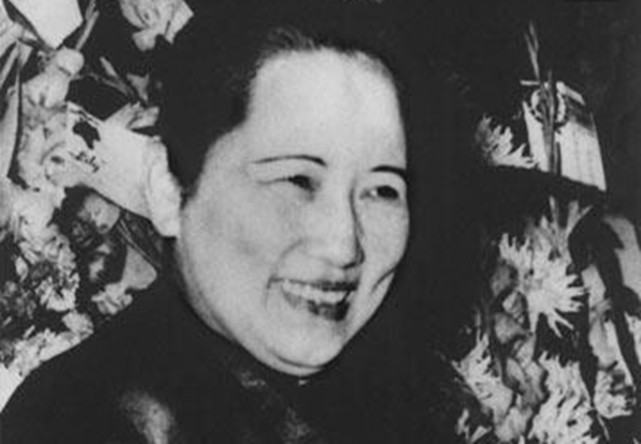 宋庆龄宋美龄姐妹 为何终生未育 其中有什么原因 腾讯网
