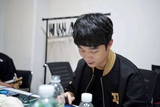 世冠首日:kpl冠亚军领跑a组,b组美国"暴躁老哥"零封对手