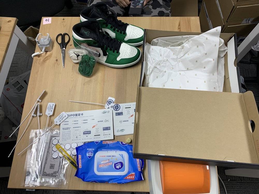 球鞋电商乱象丛生:鉴定师当上卖家后就开始卖假鞋