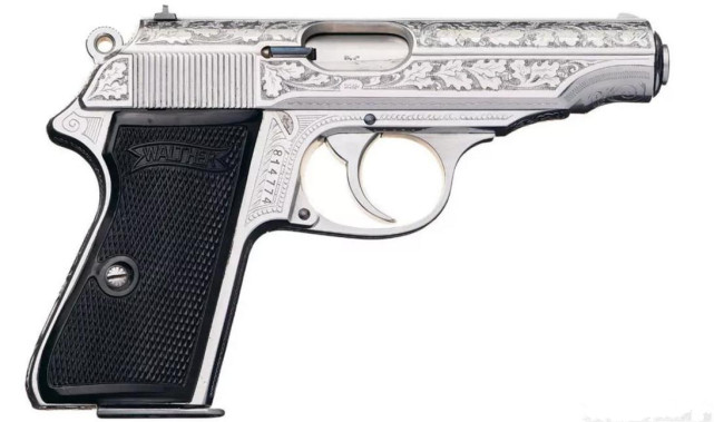 党卫军全国领袖配枪,套筒雕纹加镀铬,被坦克兵带回美国