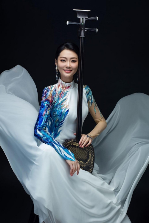 《钟琴艺声》商钟元三弦独奏音乐会用真情演绎
