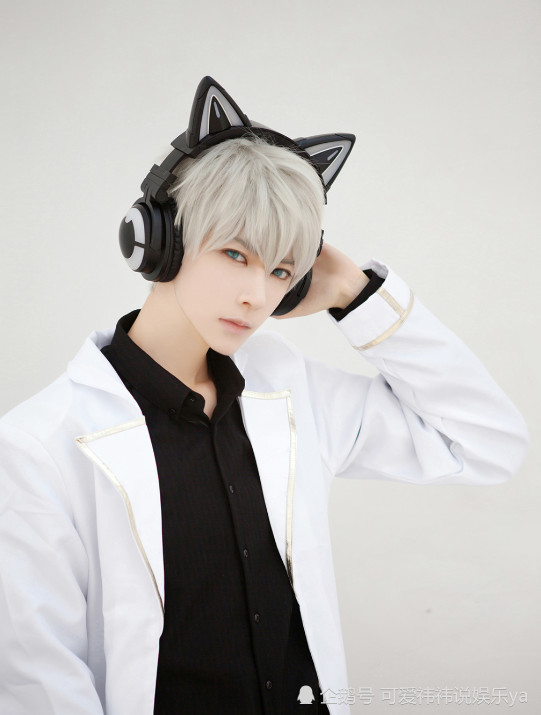 熊祁金发出新作,双手合十的夏目贵志,网友:绝对的经典