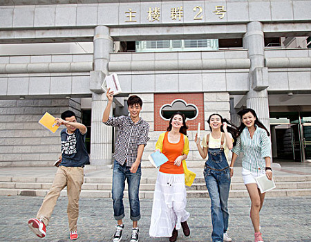 高考成绩一般该不该上大学?来看这3点区别,答案"一目了然"!