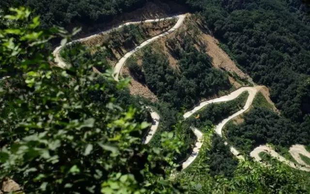 平谷区|平谷的大山里，有一条“滇缅公路”般的九曲十八弯，等着您去挑战