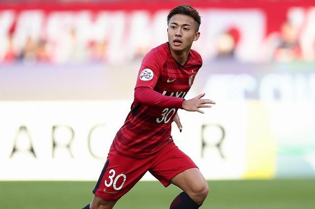 官宣 日本岁妖星加盟巴萨西甲双雄各获一名日籍天才