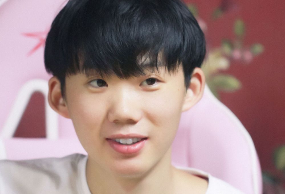 hero效仿qg固定边野,表面强,问题多,尘夏和久龙都有短板