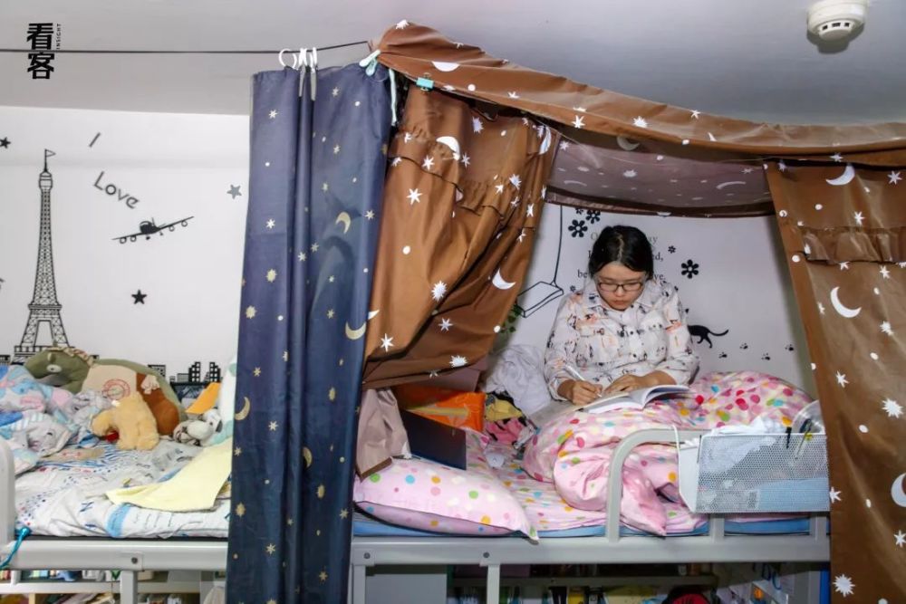 我花三年时间,拍下女生宿舍最真实的模样