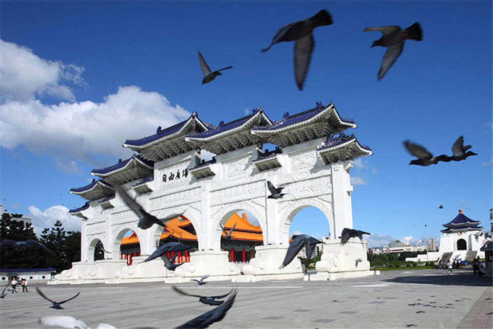 中国台湾省台北市,在大陆相当于几线城市?网友:差距不是一般大