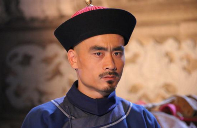 清朝奇案:尼姑与一男子犯禁,被抓送县衙,县令一招解决难题!