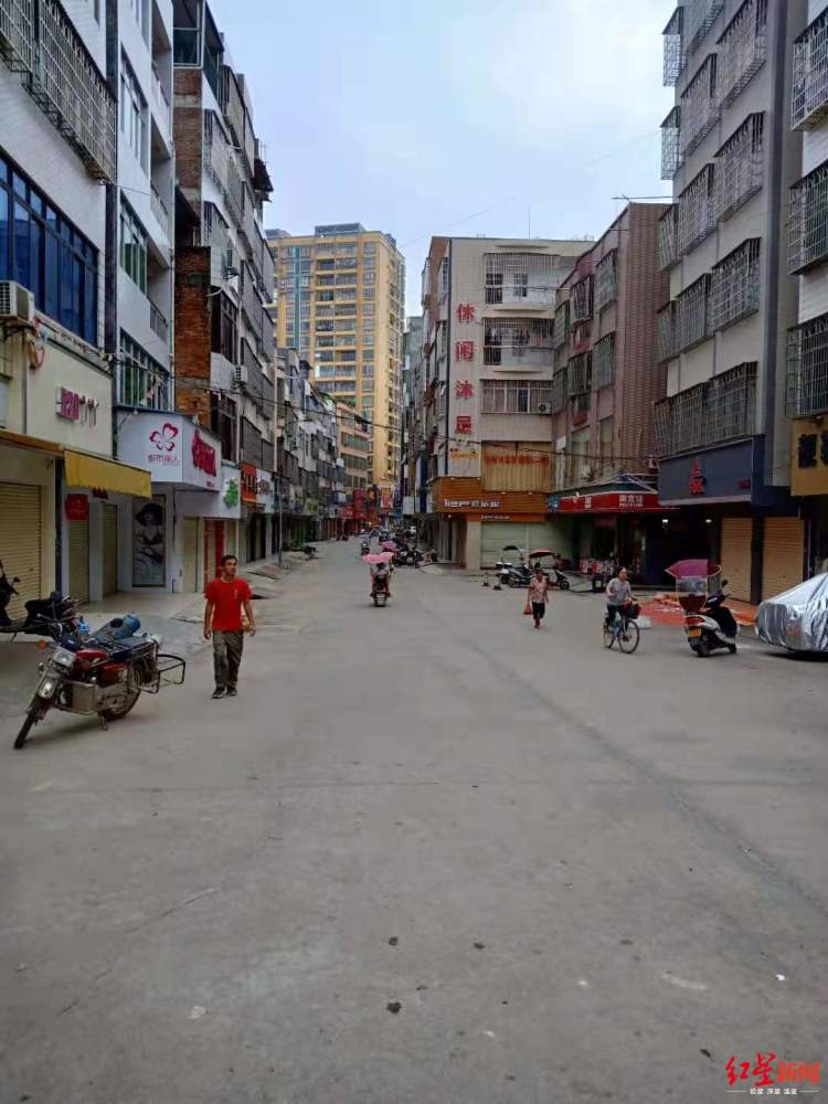 带走章子欣的女租客青春往事：初恋被父母打散 与梁某华相识东莞