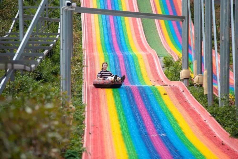 小火车,热气球,高空桥,七彩滑道