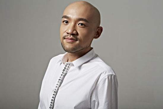 《中国好声音》中的李代沫,出狱后开直播,三句话离不开刷礼物!