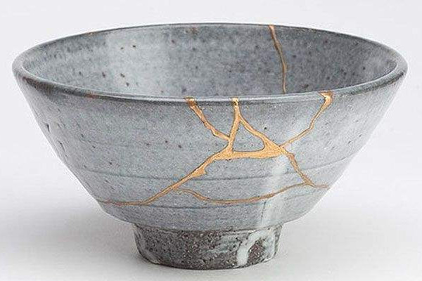 心理学:哪个破碎的碗更吸引你,测试你未来吃哪碗饭,巨准!